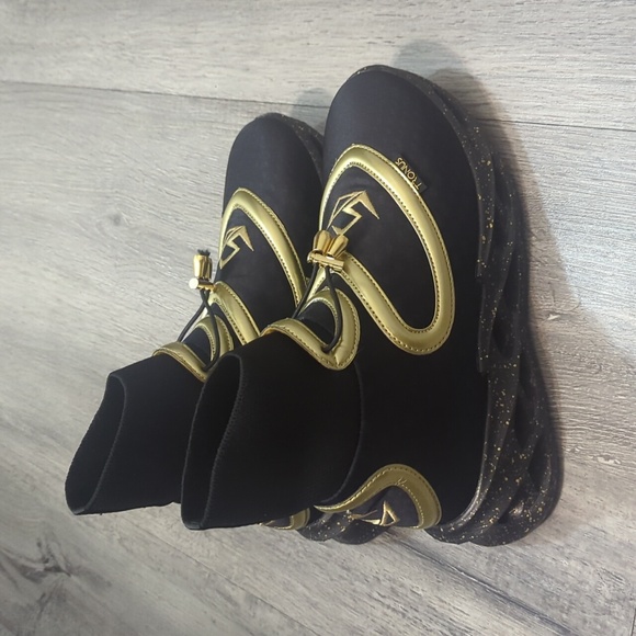 TRONUS High Top Sneakers Unisex - Picture 2 of 9